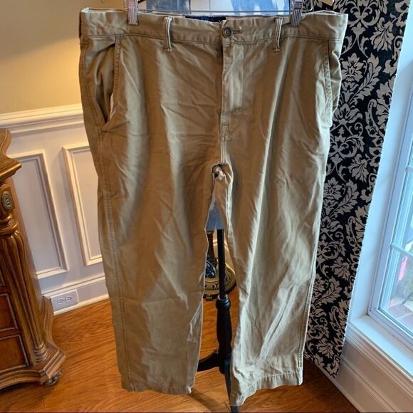 American Eagle Outfitters Men's tan khaki classic flat front chino pants 38/30 - Picture 1 of 7